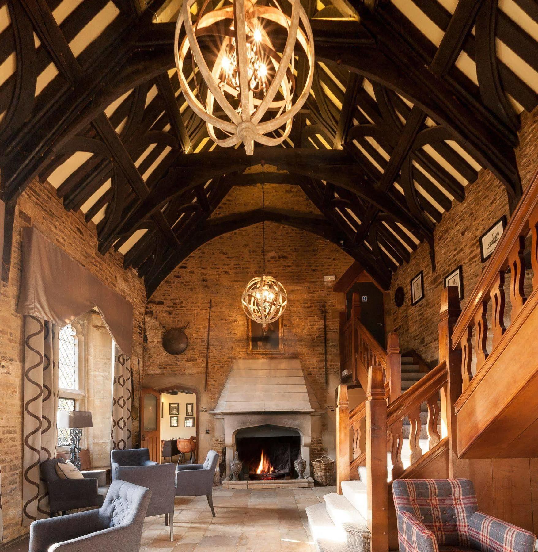 The Crown Hotel Shipton under Wychwood Exterior photo